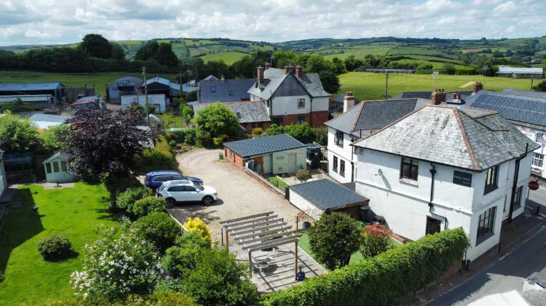 Exmoor House Bed & Breakfast Wheddon Cross Ngoại thất bức ảnh
